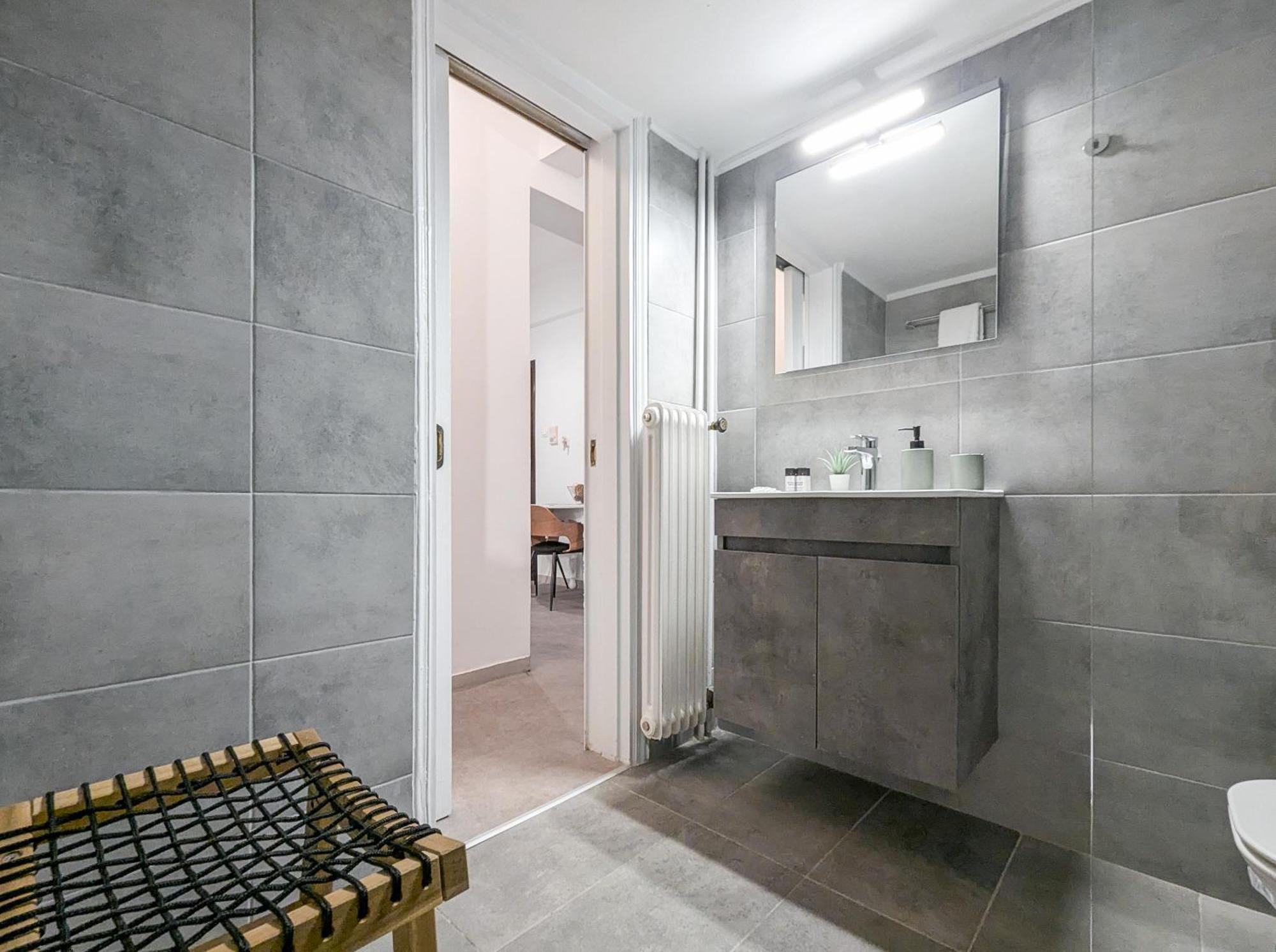 Spacious Apt For 5 Guests Next To Acropolis&Metro Athens Luaran gambar