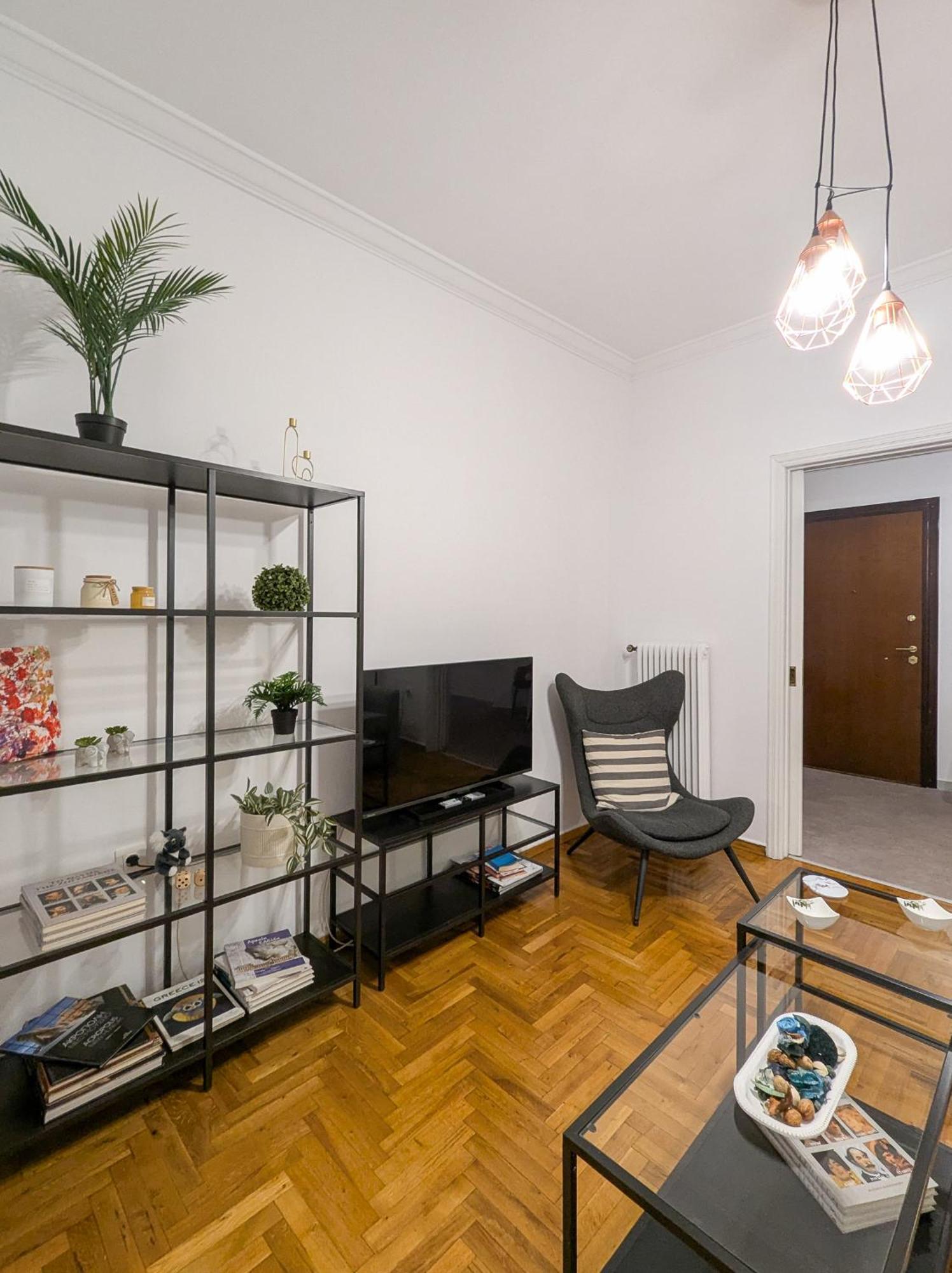Spacious Apt For 5 Guests Next To Acropolis&Metro Athens Luaran gambar